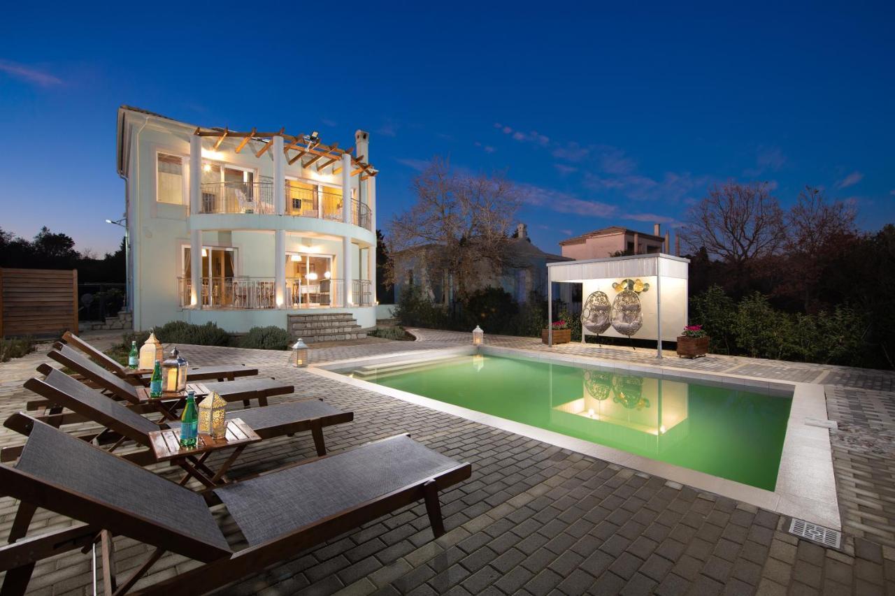Villa Serenity - Off Grid Villa Pouládes エクステリア 写真