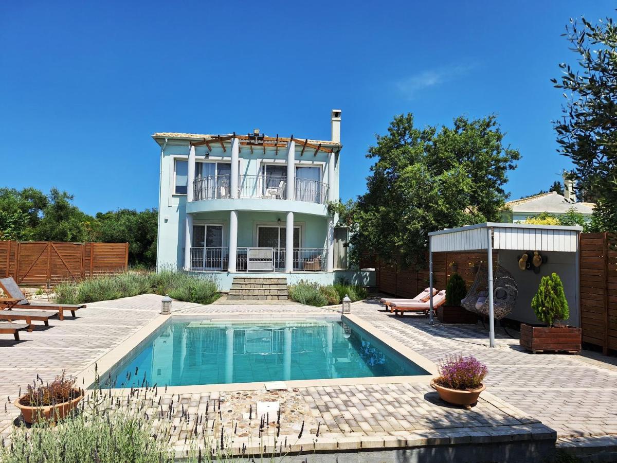 Villa Serenity - Off Grid Villa Pouládes エクステリア 写真